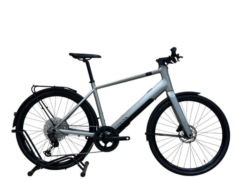 Canyon Commuter:ON 7 (2022) | Diamond | silver | 27,5" | L | 100 - 500 km 1