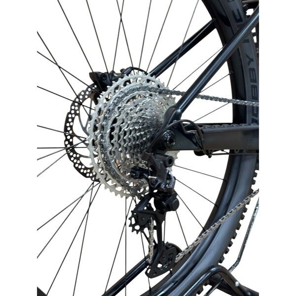 Canyon Grand Canyon:ON 8 (2024) | Diamond | black | 29" | S | < 500 km 5