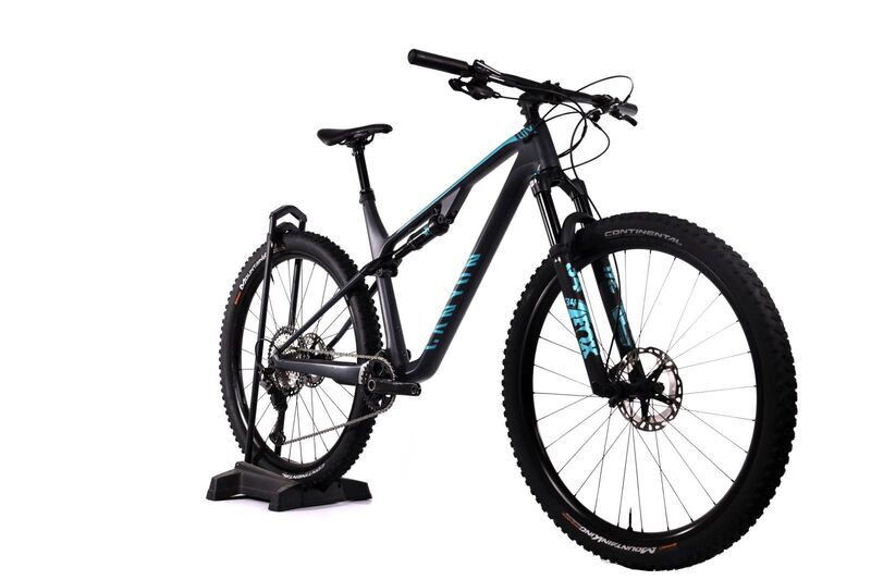 Canyon Lux CF (2022) | Diamant | schwarz | 29" | L 2