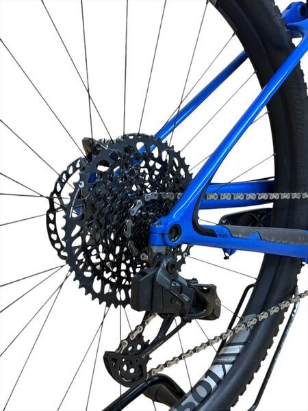 Canyon Lux CF Pro Race 9.0 2018 | blå | 29" | M 4