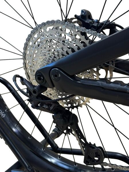 Canyon Spectral:ON CF 8 2022 | črna | 29"/27.5" | XL | 500 - 3000 km, image 4 of 5
