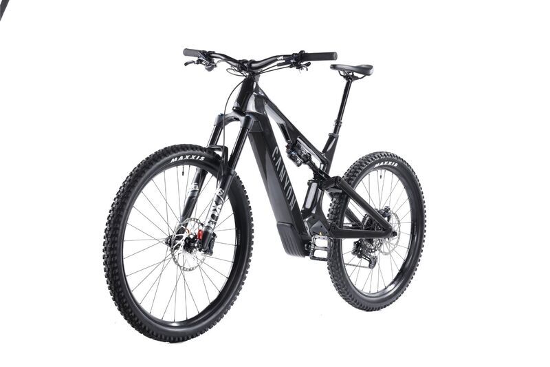 Canyon Spectral:ON CF 8 (2023) | Diamant | schwarz | 29" | 46 cm | L | 100 - 500 km 5