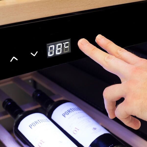 Caso WineExclusive 24 Smart Wine refrigerator | black 4
