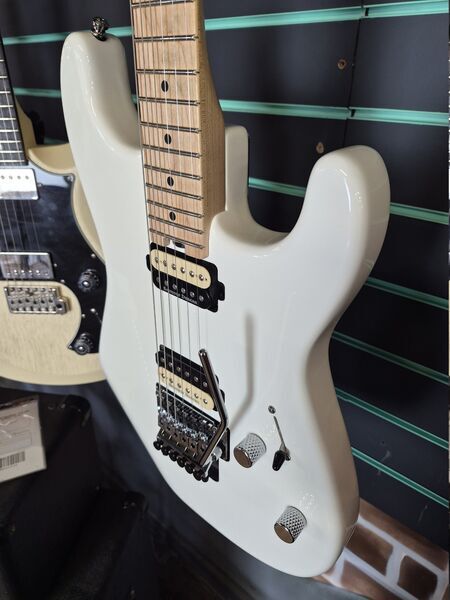 Charvel Pro-Mod San Dimas Style 1 Snow White 2017 Electric Guitar | white, image 5 of 5