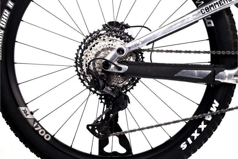 Commencal Meta TR V4 (2022) | Diamond | silver | 29" | L 5