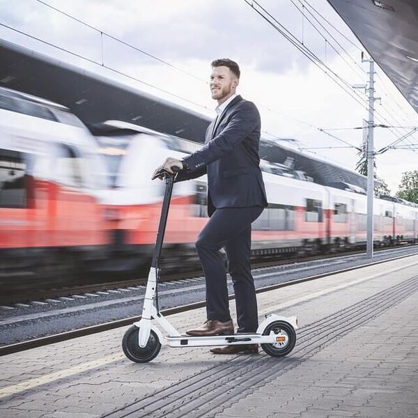 Comscoot Eco E-Scooter | schwarz 4