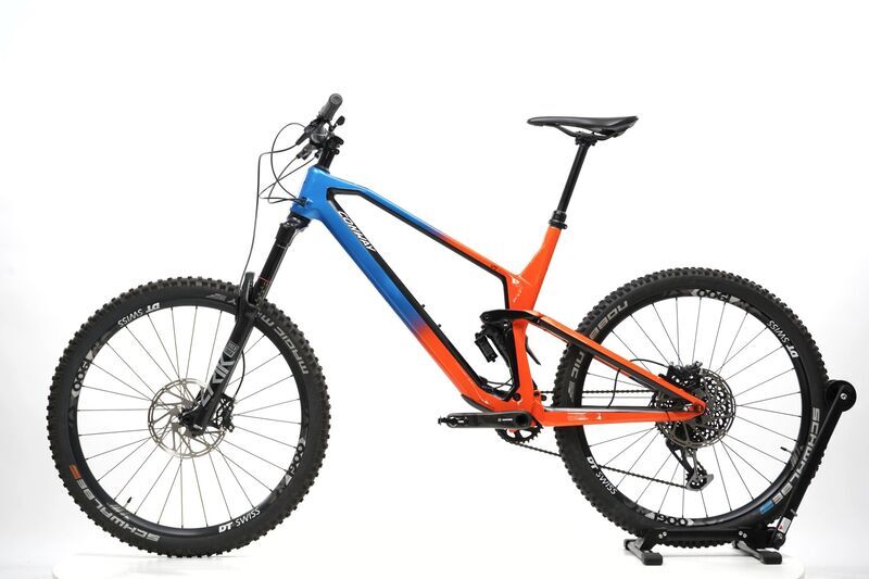 Conway WME 627 (2021) | Diamant | pearl red/blue fade | 27.5" | 50 cm 4