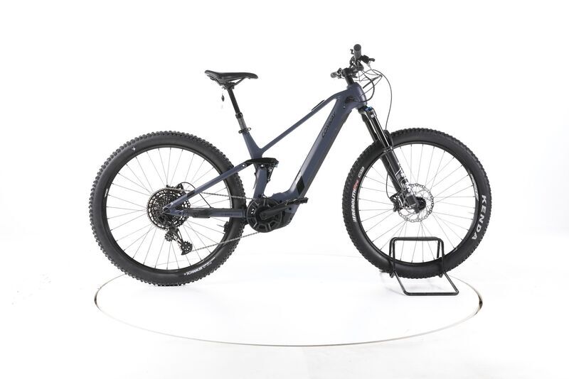 Conway Xyron with 3.9 2023 | blue | 29" | 43 cm | 500 - 3000 km, image 1 of 5