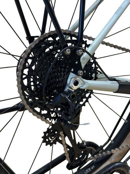 Corratec E-Allroad LTD | pilka | 28" | 56 cm | 500 - 3000 km, image 5 of 5