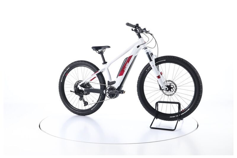 Cube Access Hybrid Pro (2020) | Diamond | white/red | 27.5" | 37 cm | 2000 - 3000 km 2