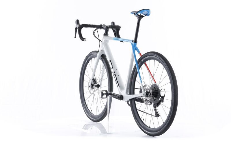 Cube Cross Race C:62 SL (2022) | Diamant | grau/blau/rot | 28" | 56 cm | Schwalbe schwarz 3