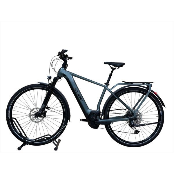 Cube Kathmandu Hybrid Pro (2022) | Diamond | blue | 28" | S | > 3000 km 2