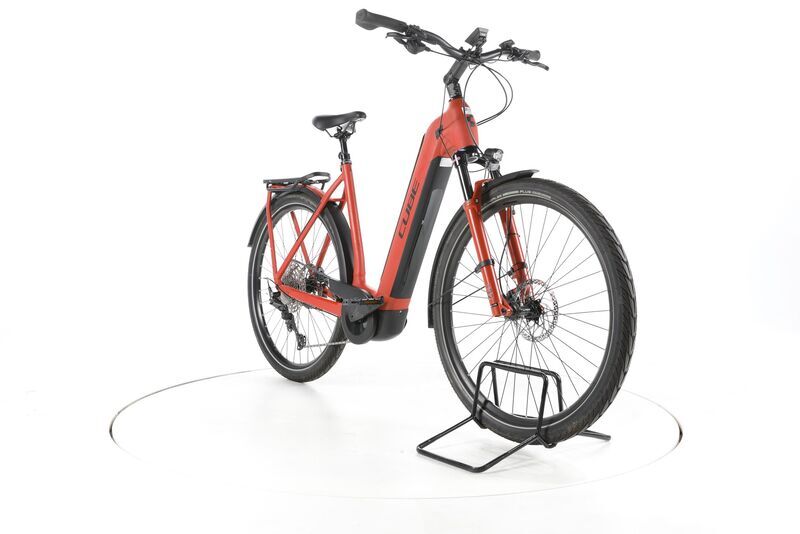 Cube Kathmandu Hybrid 2023 | red | 28" | L | 500 - 3000 km, image 2 of 4