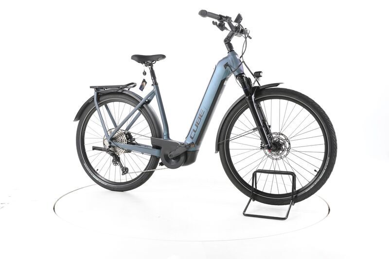 Cube Kathmandu Hybrid ABS 2023 | blue | 28" | 54 cm | < 500 km, image 1 of 4
