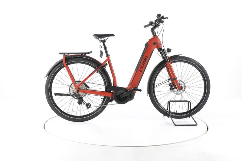 Cube Kathmandu Hybrid EXC 2023 | czerwony | 28" | 50 cm | > 3000 km, image 1 of 5