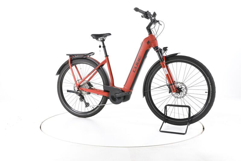 Cube Kathmandu Hybrid EXC 2023 | czerwony | 28" | 50 cm | < 500 km, image 2 of 5