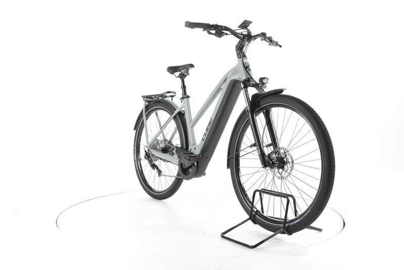 Cube Kathmandu Hybrid ONE 2023 | grau | 28" | 50 cm | <500 km 2