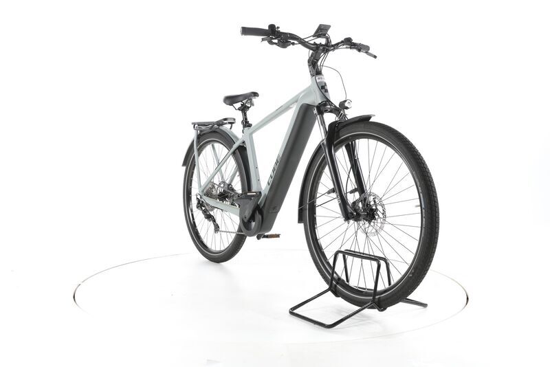 Cube Kathmandu Hybrid ONE 2023 | gris | 28" | S | < 500 km 2