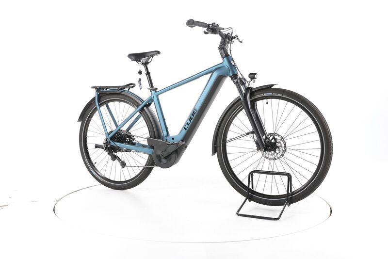 Cube Kathmandu Hybrid ONE 2023 | modrá | 28" | 50 cm | 500 - 3000 km, image 1 of 4