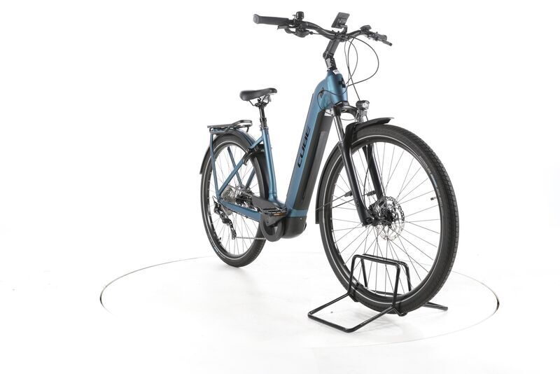 Cube Kathmandu Hybrid One 2023 | blu | 28" | S | < 500 km, image 2 of 4