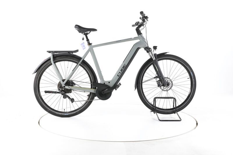 Cube Kathmandu Hybrid ONE 2023 | cinzento | 28" | 62 cm | 500 - 3000 km, image 1 of 5