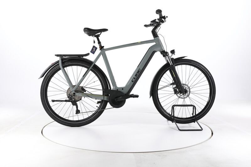 Cube Kathmandu Hybrid ONE 2023 | grey | 28" | 62 cm | > 3000 km, image 1 of 5