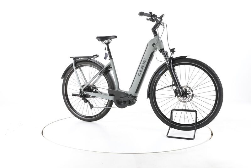 Cube Kathmandu Hybrid ONE 2023 | grey | 28" | 50 cm | < 500 km, image 2 of 4