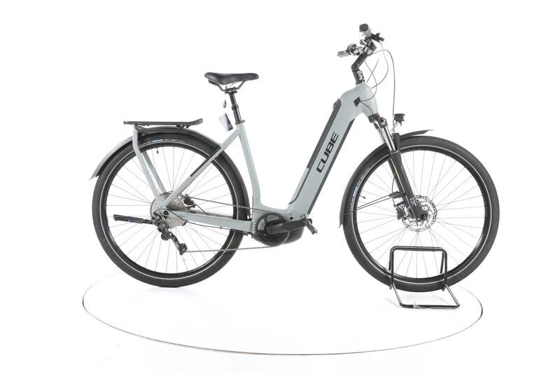Cube Kathmandu Hybrid ONE 2023 | grau | 28" | 54 cm | 500 - 3000 km, image 1 of 5