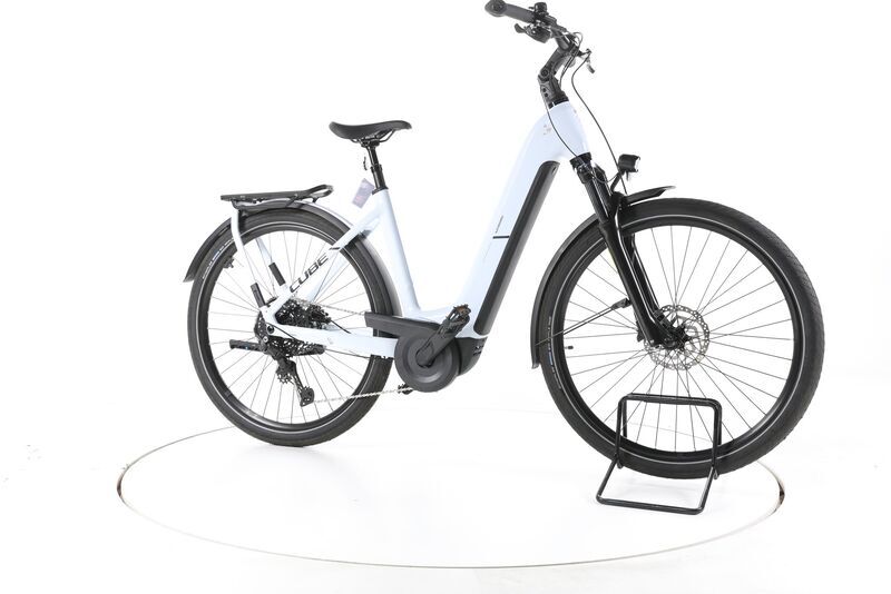 Cube Kathmandu Hybrid One 2025 | branco | 28" | M | < 500 km, image 2 of 5