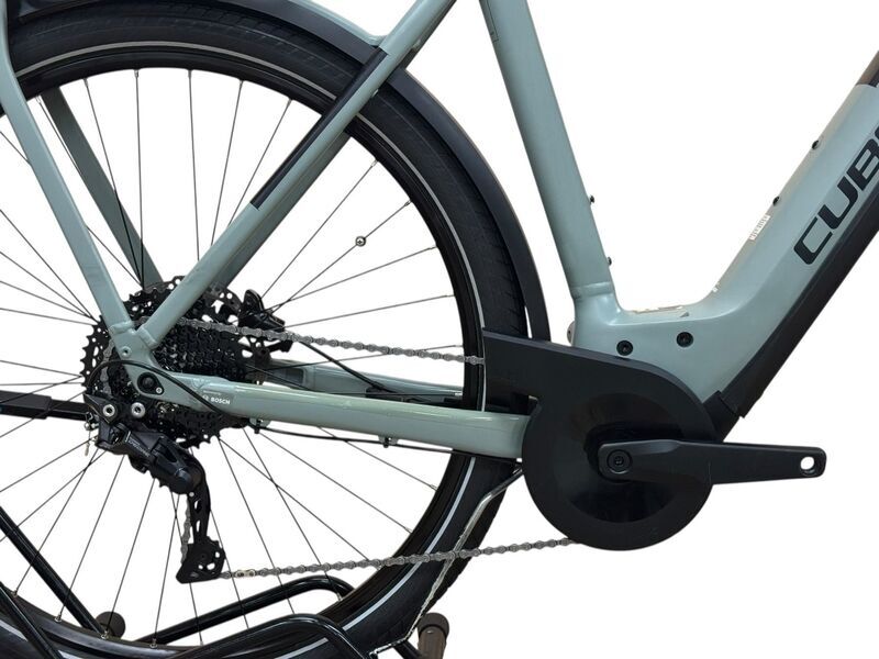 Cube Kathmandu Hybrid One 625 2023 | grey | 28" | L | 500 - 3000 km 2