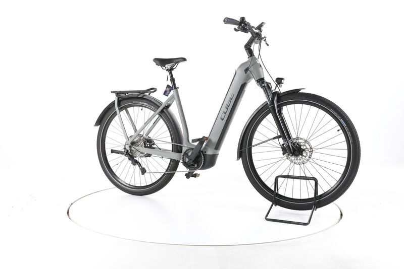Cube Kathmandu Hybrid One 625 2023 | grey | 28" | 54 cm | 500 - 3000 km, image 2 of 5