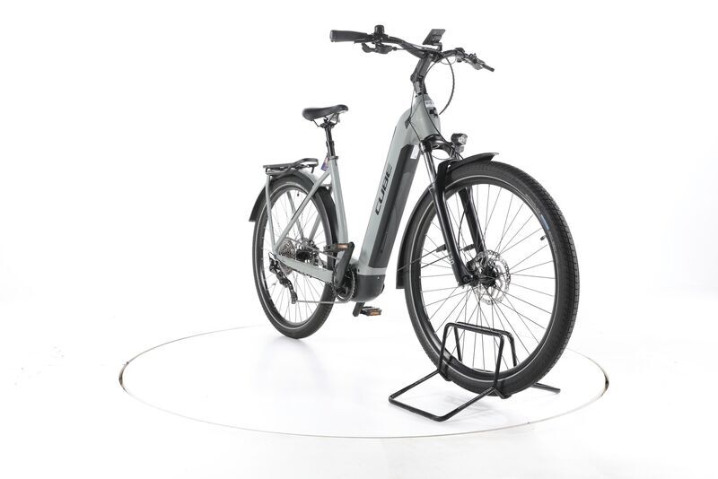 Cube Kathmandu Hybrid One 625 2023 | grey | 28" | 54 cm | 500 - 3000 km, image 3 of 5