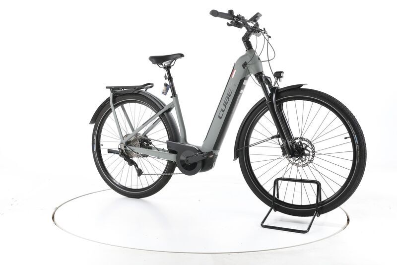 Cube Kathmandu Hybrid ONE 750 2023 | cinzento | 28" | 46 cm | < 500 km, image 2 of 5