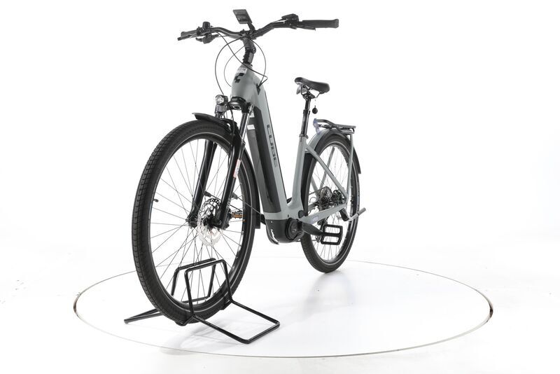 Cube Kathmandu Hybrid ONE 750 2023 | cinzento | 28" | 46 cm | < 500 km, image 5 of 5