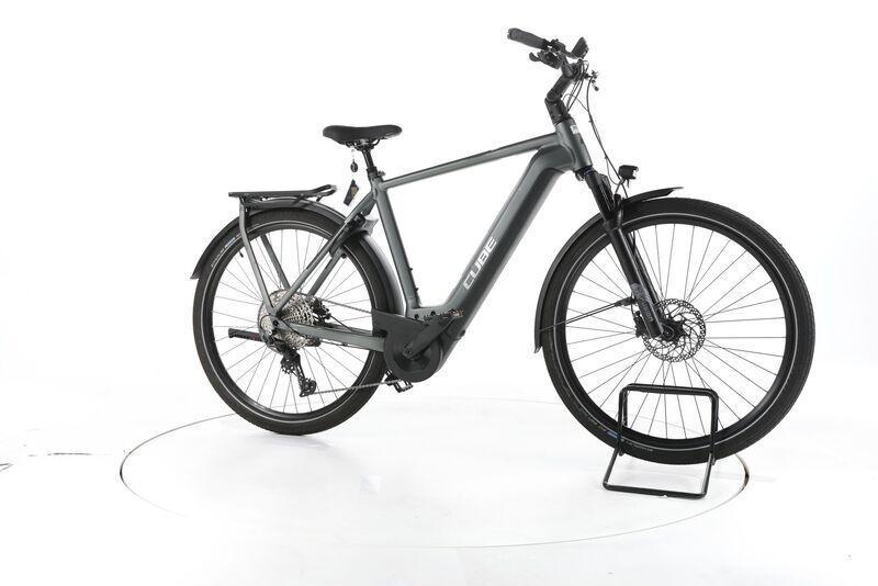 Cube Kathmandu Hybrid Pro 2022 | cinzento | 28" | 58 cm | < 500 km, image 1 of 4