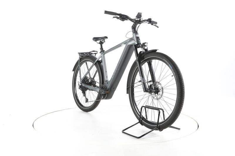 Cube Kathmandu Hybrid Pro 2023 | grey | 28" | 54 cm | 500 - 3000 km 2