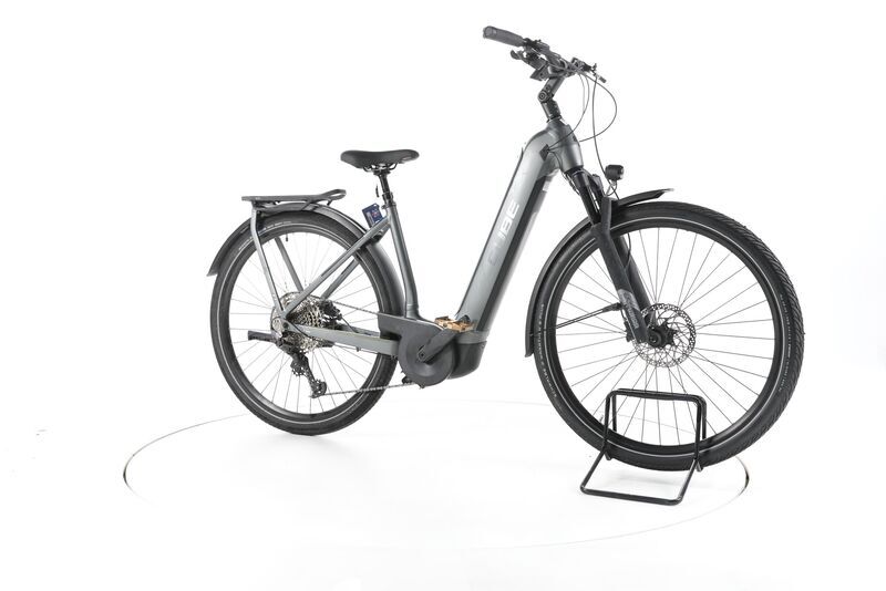 Cube Kathmandu Hybrid Pro 2023 | grigio | 28" | 50 cm | 500 - 3000 km 1