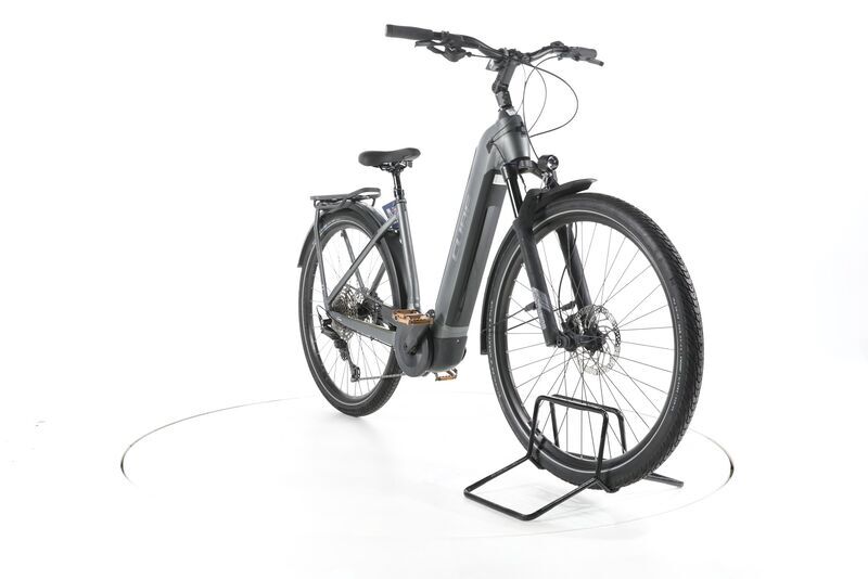 Cube Kathmandu Hybrid Pro 2023 | grigio | 28" | 50 cm | 500 - 3000 km 2