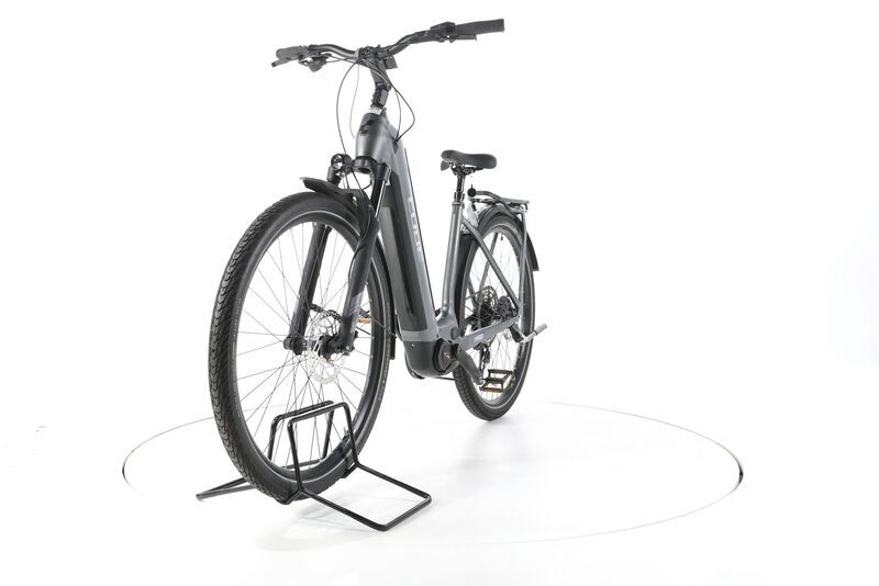 Cube Kathmandu Hybrid Pro 2023 | grigio | 28" | 50 cm | 500 - 3000 km 4