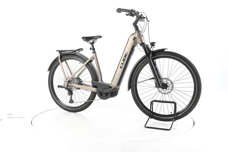 Cube Kathmandu Hybrid Pro 2023 | beige | 28" | 50 cm | < 500 km, image 1 of 4