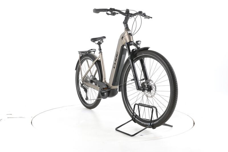 Cube Kathmandu Hybrid Pro 2023 | beige | 28" | 50 cm | < 500 km, image 2 of 4