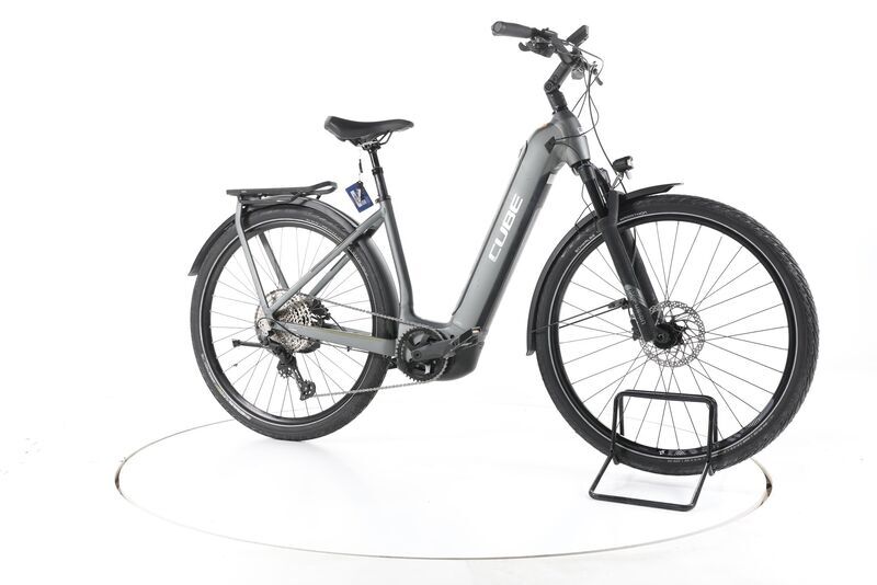 Cube Kathmandu Hybrid for 2023 | grey | 28" | 50 cm | 500 - 3000 km, image 2 of 5