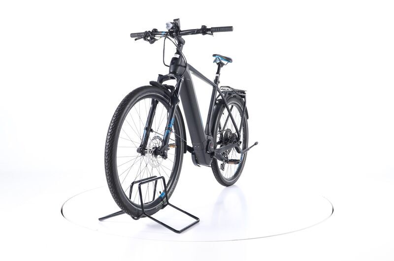 Cube Kathmandu Hybrid SL (2020) | Diamant | schwarz/blau | 28" | 56 cm | L | 1500 - 2000 km 4