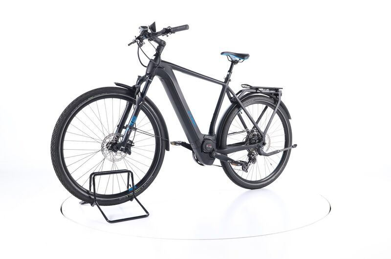 Cube Kathmandu Hybrid SL (2020) | Diamant | schwarz/blau | 28" | 56 cm | L | 1500 - 2000 km 5