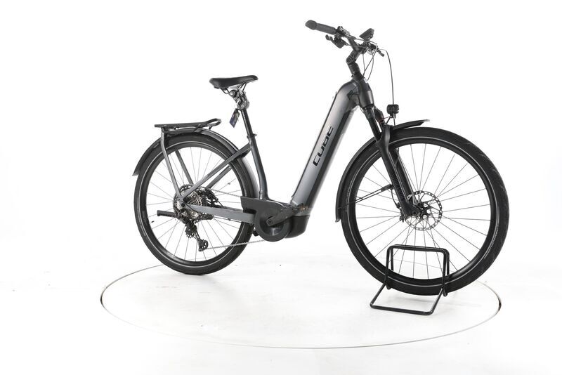 Cube Kathmandu Hybrid SLT 2023 | grey | 28" | 44 cm | 500 - 3000 km, image 1 of 4