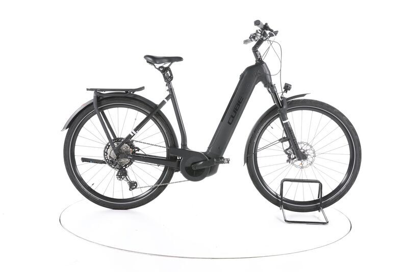 Cube Kathmandu Hybrid SLT 2023 | preto | 28" | 54 cm | > 3000 km, image 1 of 5