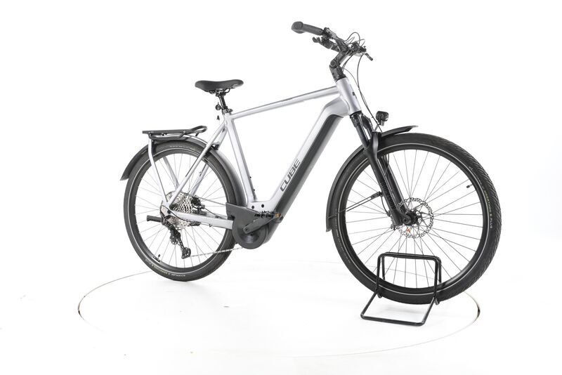 Cube Kathmandu Hybrid SLX 2023 | silver | 28" | 62 cm | 500 - 3000 km 1