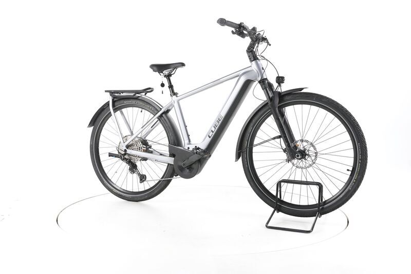 Cube Kathmandu Hybrid SLX 2023 | silver | 28" | 50 cm | 500 - 3000 km, image 1 of 4