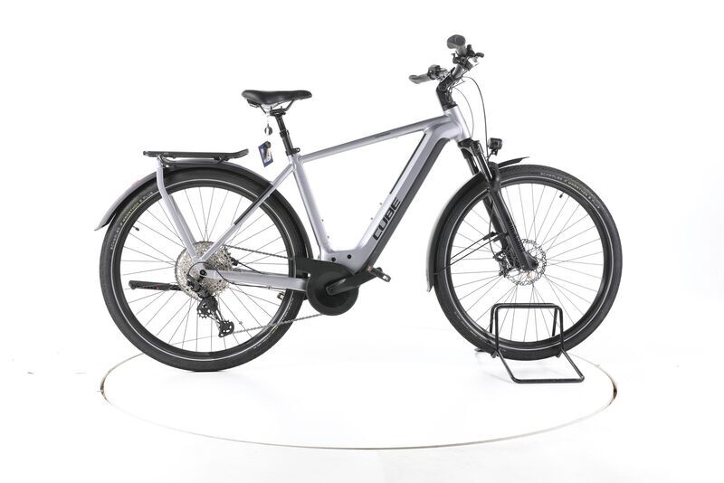 Cube Kathmandu Hybrid SLX 2023 | šedá | 28" | 54 cm | 500 - 3000 km, image 1 of 5