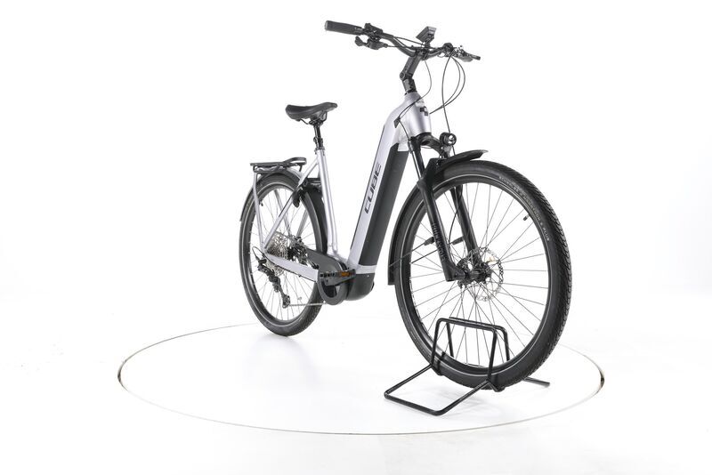 Cube Kathmandu Hybrid SLX 2023 | prateado | 28" | 58 cm | 500 - 3000 km, image 3 of 5